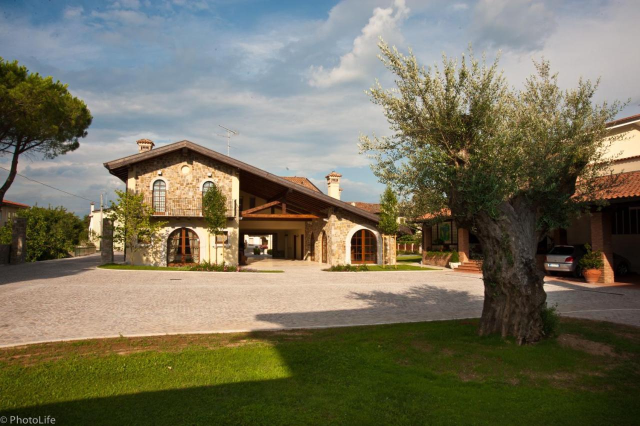 Wine Resort Luisa Mariano del Friuli Extérieur photo